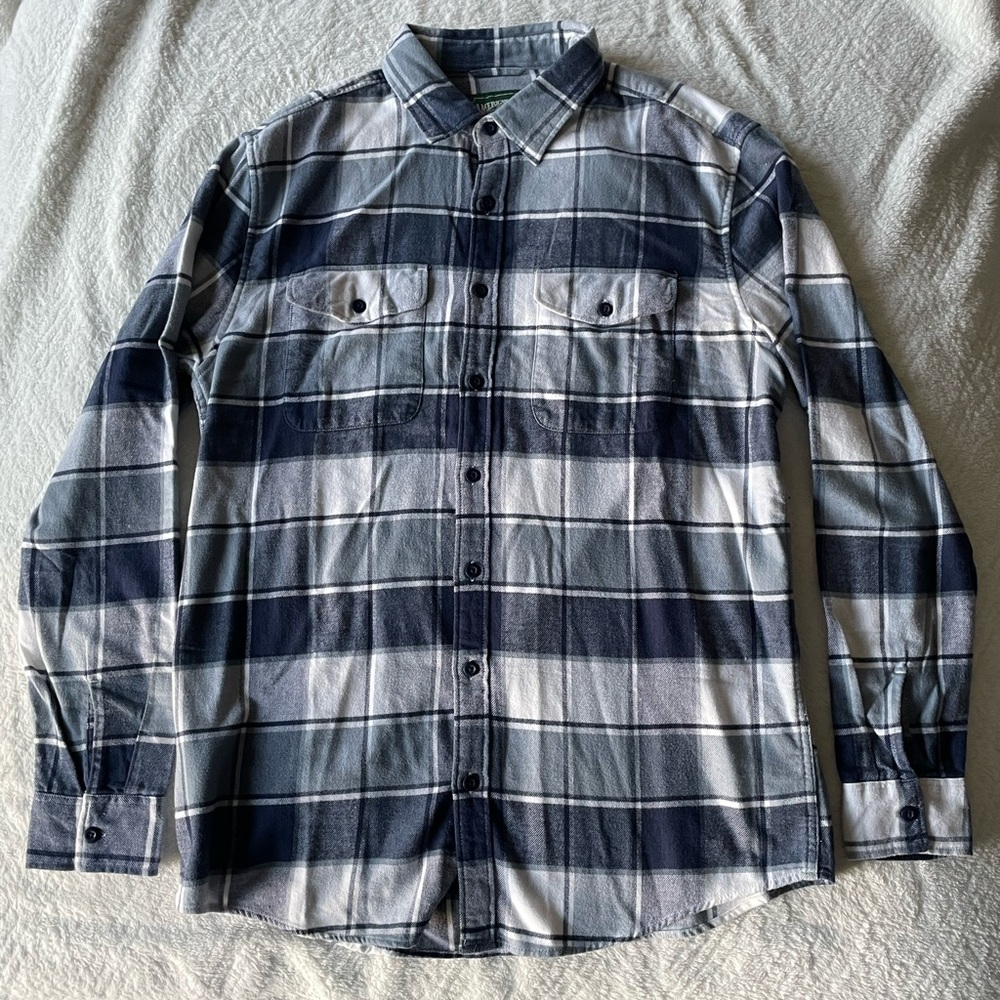 American Eagle Outfitters Navy and White Plaid Shirt